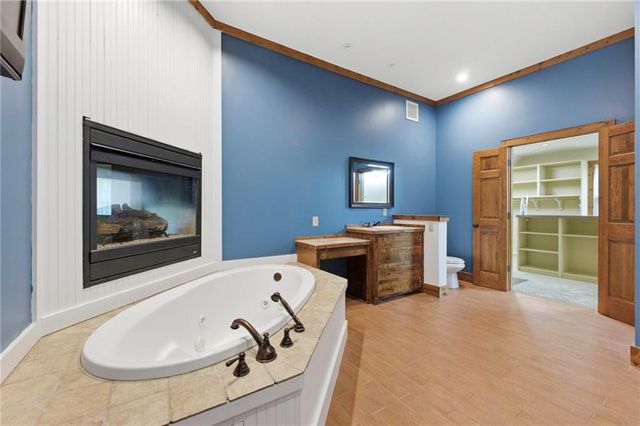 20215 S Grand Drive, Belton, MO 64012