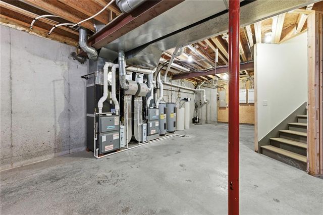 20215 S Grand Drive, Belton, MO 64012