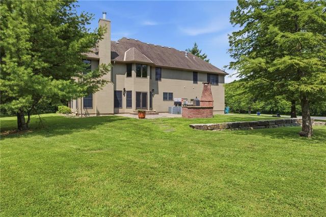 20215 S Grand Drive, Belton, MO 64012