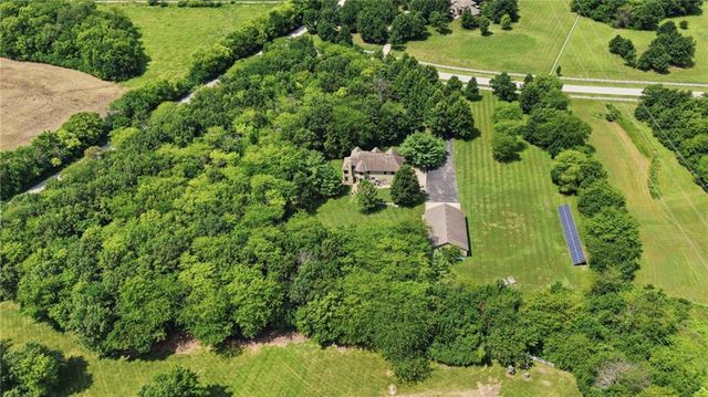 20215 S Grand Drive, Belton, MO 64012