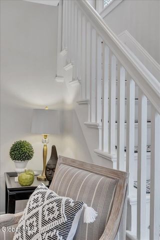 902 7th Avenue, Troy, NY 12182