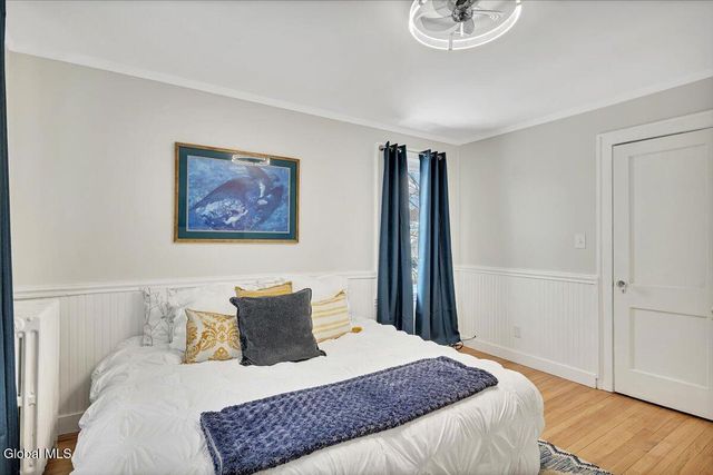 902 7th Avenue, Troy, NY 12182