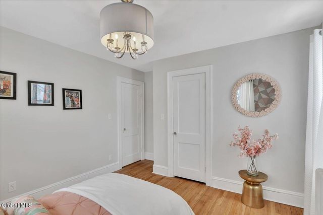 902 7th Avenue, Troy, NY 12182