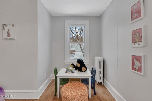 902 7th Avenue, Troy, NY 12182