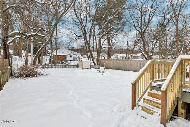 902 7th Avenue, Troy, NY 12182