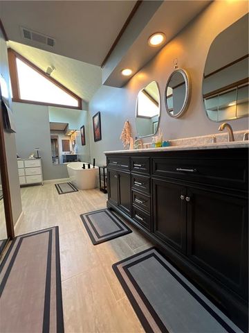 903 Coach House Drive, Tucker, GA 30084