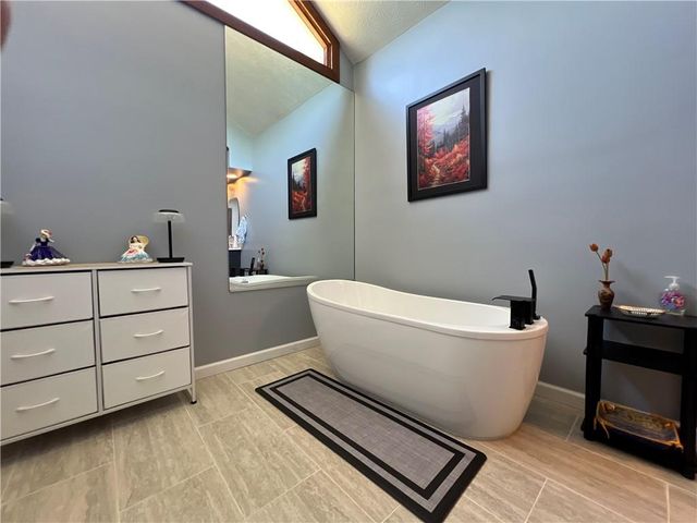 903 Coach House Drive, Tucker, GA 30084
