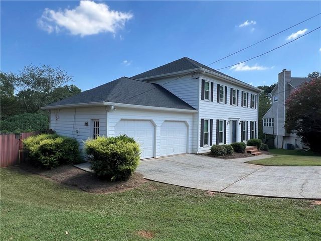903 Coach House Drive, Tucker, GA 30084
