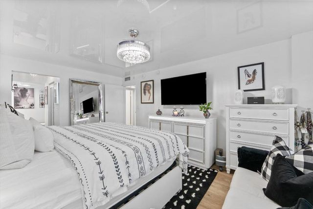 1160 N Federal Highway 221, Fort Lauderdale, FL 33304