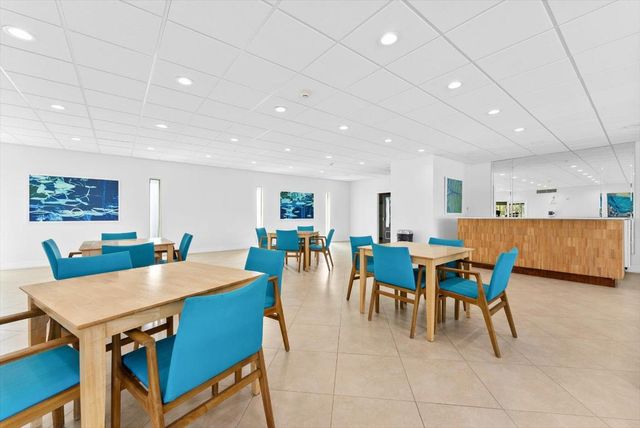 1160 N Federal Highway 221, Fort Lauderdale, FL 33304