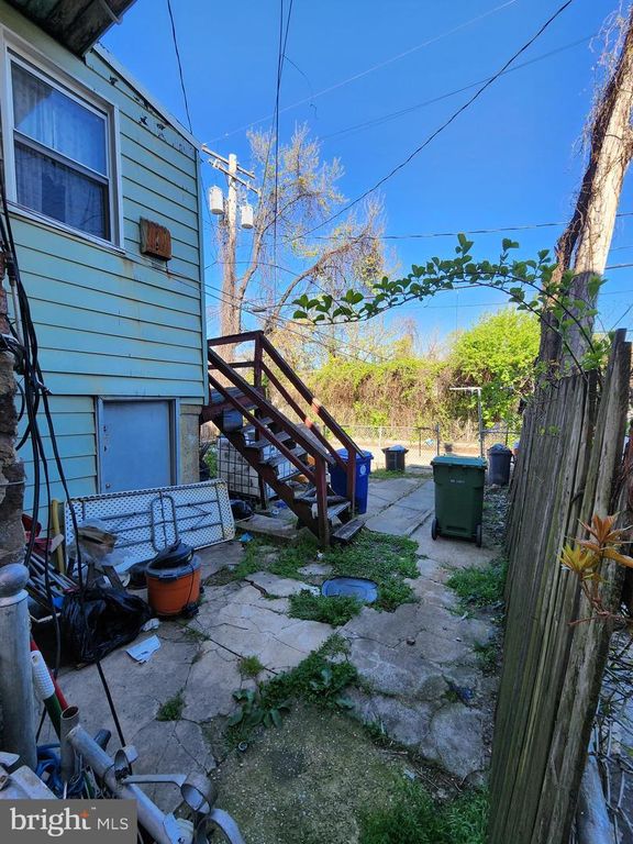 Image 12 of property listing at 649 N BENTALOU ST, Baltimore, MD 21216