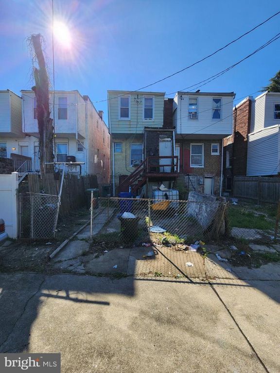 Image 14 of property listing at 649 N BENTALOU ST, Baltimore, MD 21216