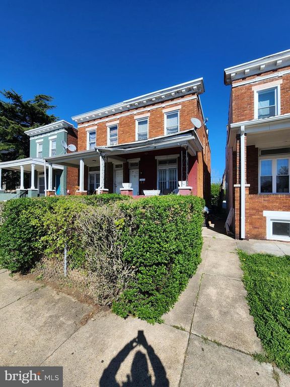 Image 4 of property listing at 649 N BENTALOU ST, Baltimore, MD 21216