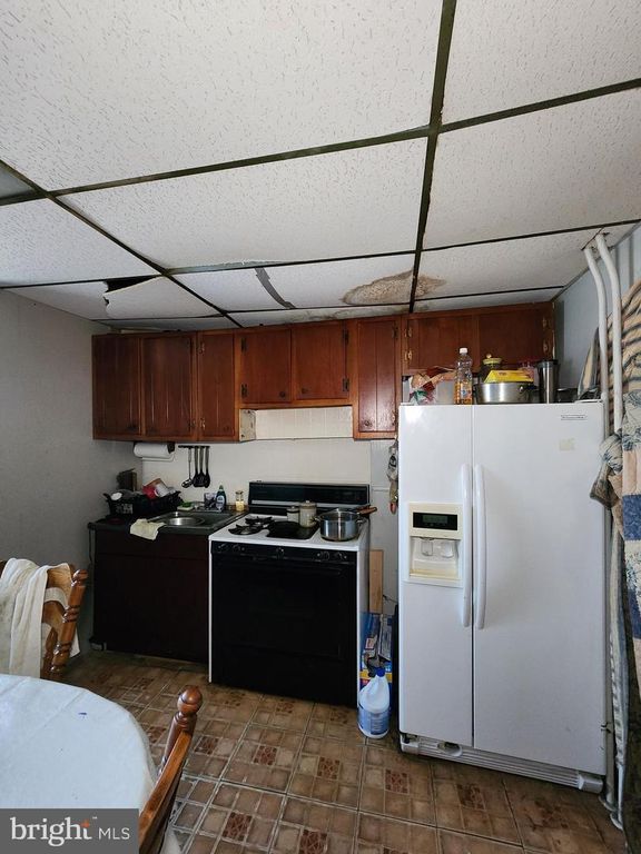 Image 41 of property listing at 649 N BENTALOU ST, Baltimore, MD 21216