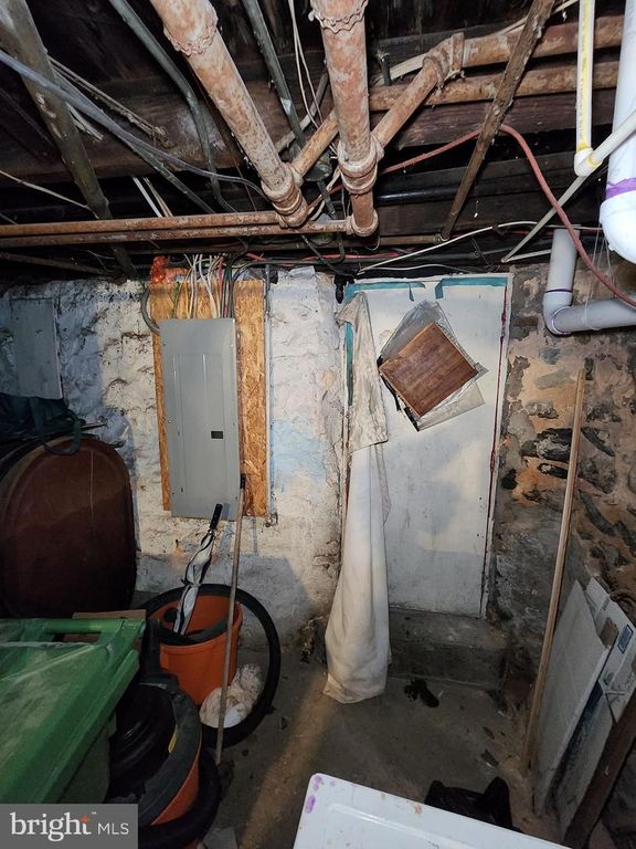 Image 89 of property listing at 649 N BENTALOU ST, Baltimore, MD 21216