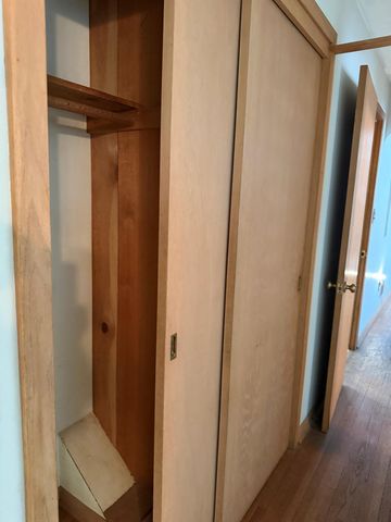 5221 Division Street, Edina, MN 55436