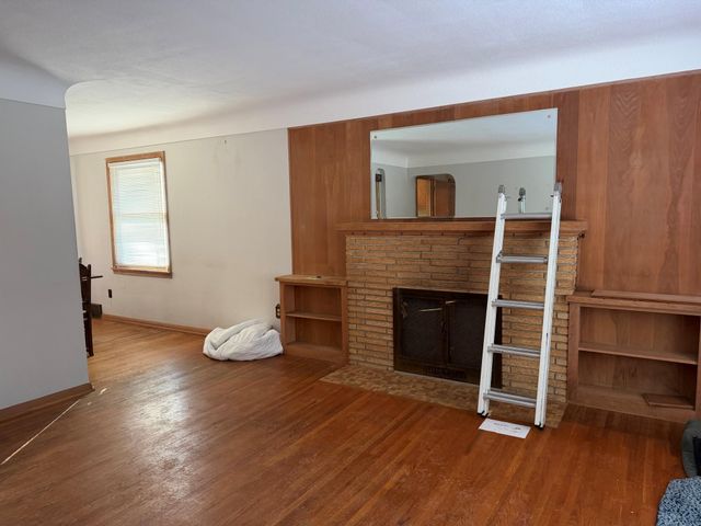 5221 Division Street, Edina, MN 55436