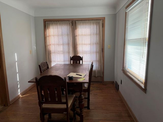 5221 Division Street, Edina, MN 55436