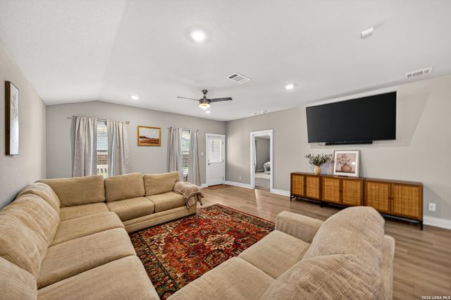 4502 Nueces Path, San Antonio, TX 78253