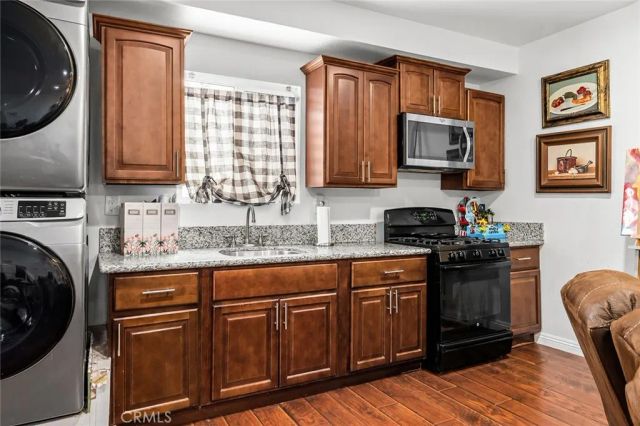 335 Nutwood Street, Brea, CA 92821