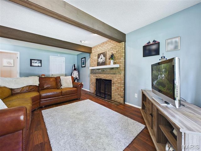 410 Chapel Drive, Collinsville, IL 62234