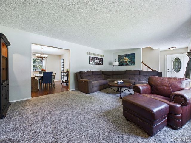 410 Chapel Drive, Collinsville, IL 62234
