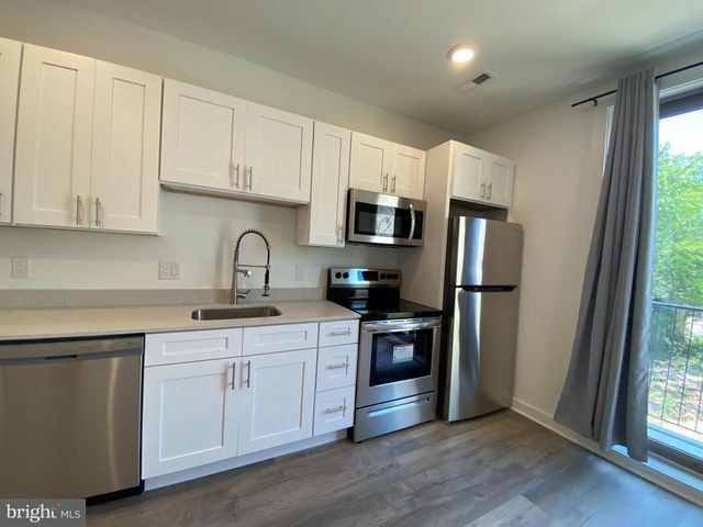 2020-22 N 22ND ST, Philadelphia, PA 19121