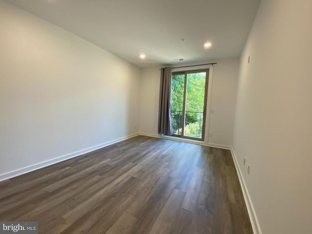 2020-22 N 22ND ST, Philadelphia, PA 19121