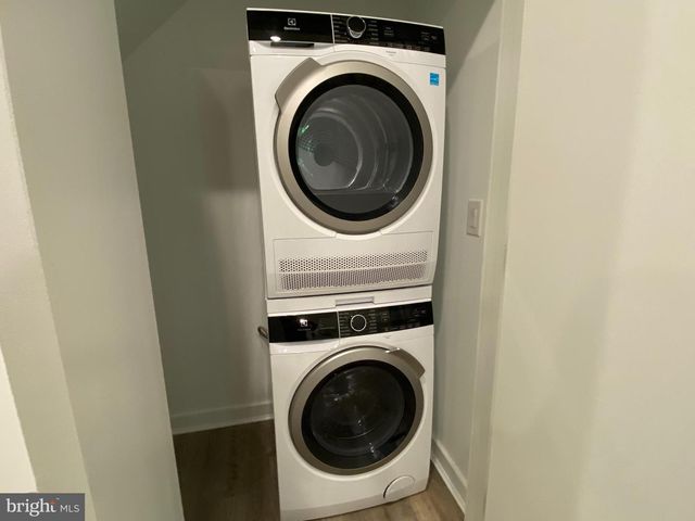 2020-22 N 22ND ST, Philadelphia, PA 19121