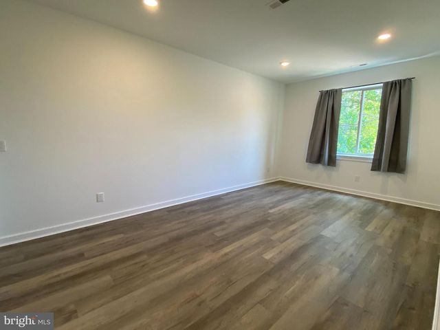 2020-22 N 22ND ST, Philadelphia, PA 19121