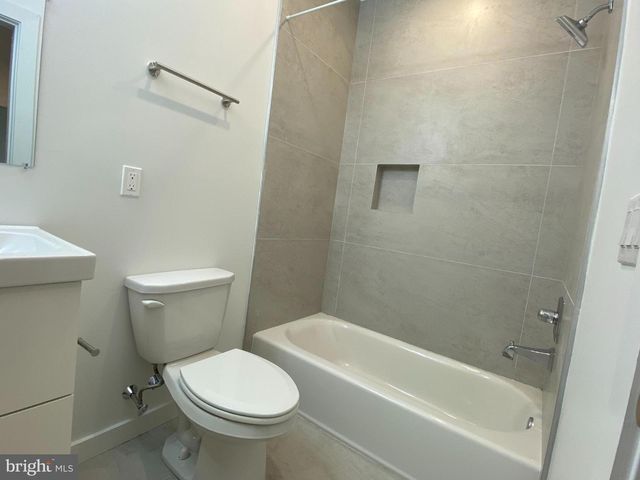 2020-22 N 22ND ST, Philadelphia, PA 19121