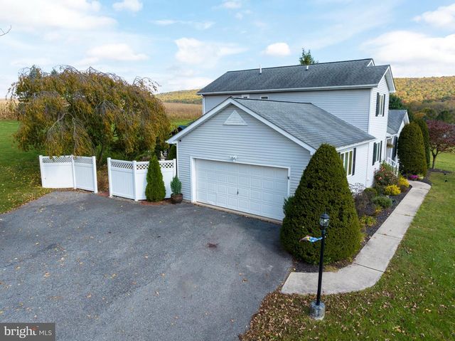 1319 SHADY LN, Tamaqua, PA 18252