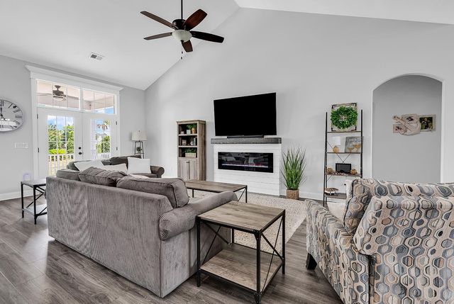412 College Green Way, Myrtle Beach, SC 29579