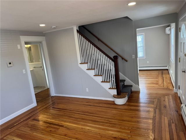 4 Crossway Road, Cranston, RI 02910