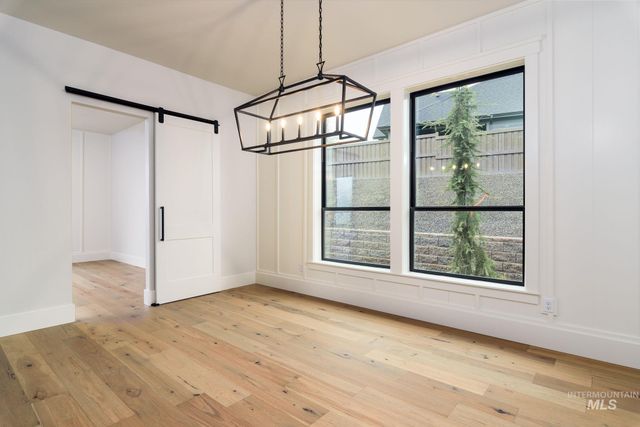 6828 S Krakauer Place, Meridian, ID 83642