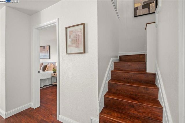 2253 Kalenda Cmn, Fremont, CA 94539