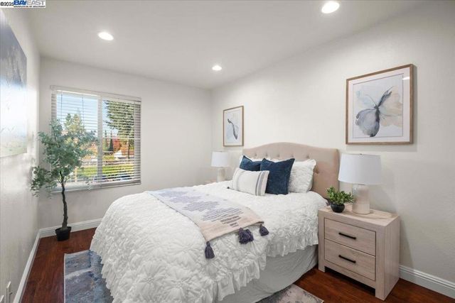 2253 Kalenda Cmn, Fremont, CA 94539