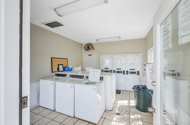 2494 Etiwan Avenue F7, Charleston, SC 29414