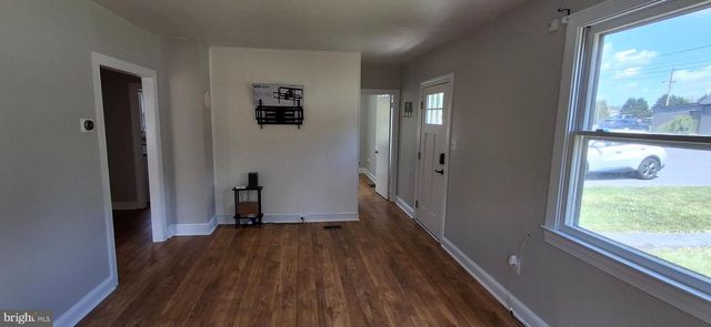 714 CROSBY RD, Front Royal, VA 22630