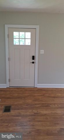 714 CROSBY RD, Front Royal, VA 22630