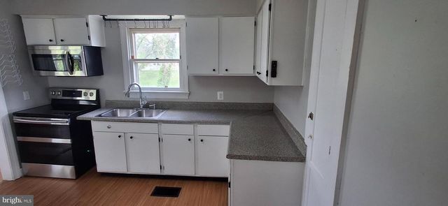 714 CROSBY RD, Front Royal, VA 22630