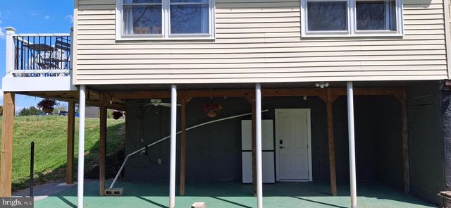 714 CROSBY RD, Front Royal, VA 22630