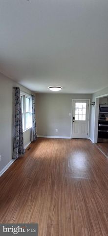 714 CROSBY RD, Front Royal, VA 22630
