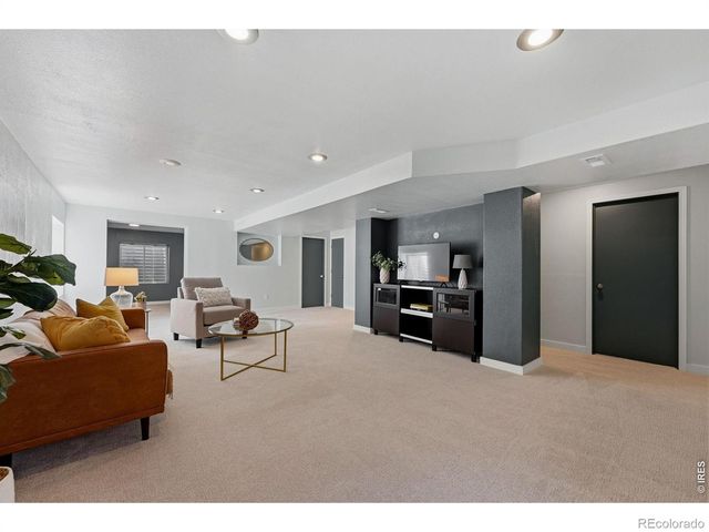 1604 Naples Lane, Longmont, CO 80503