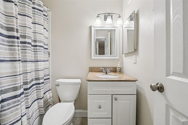 12252 SW 50th Pl, Cooper City, FL 33330