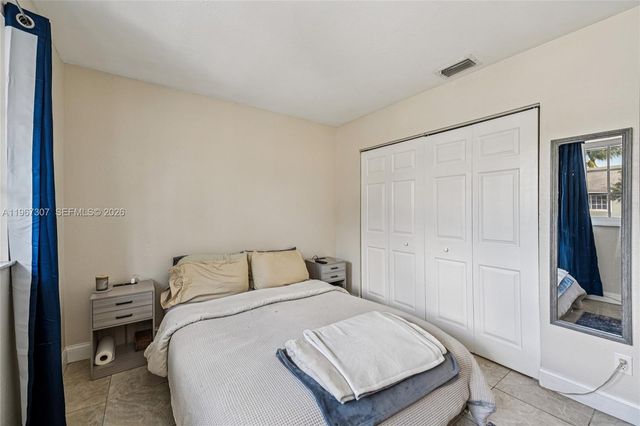 12252 SW 50th Pl, Cooper City, FL 33330