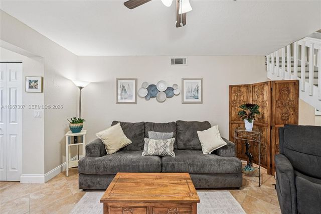 12252 SW 50th Pl, Cooper City, FL 33330