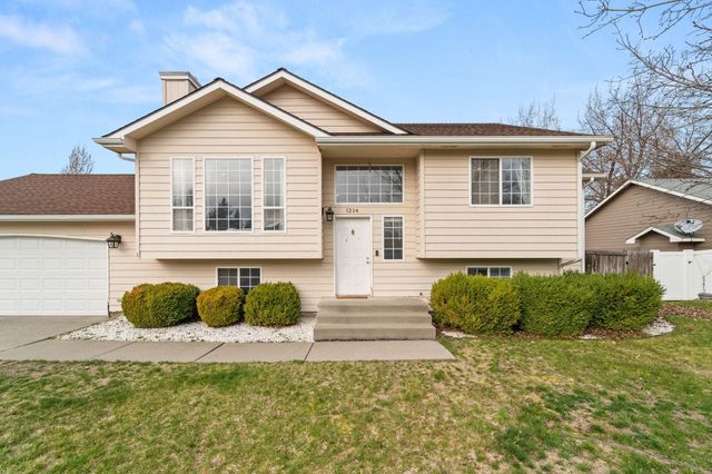 1214 S Bannen Rd, Veradale, WA 99037