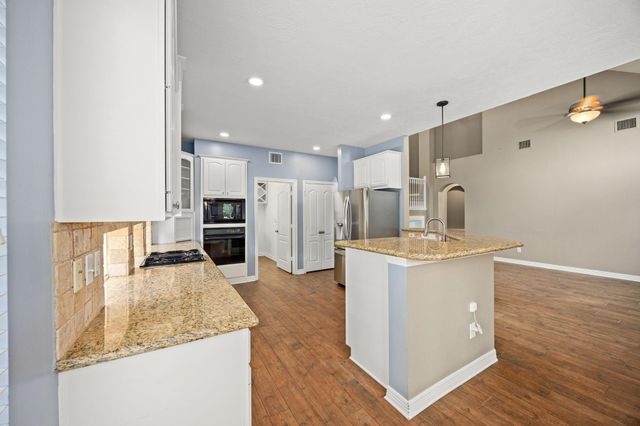 13611 Monteigne Lane, Cypress, TX 77429