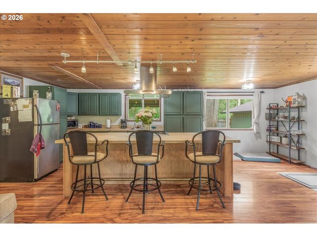 15116 CREEK VIEW Ln, Vernonia, OR 97064